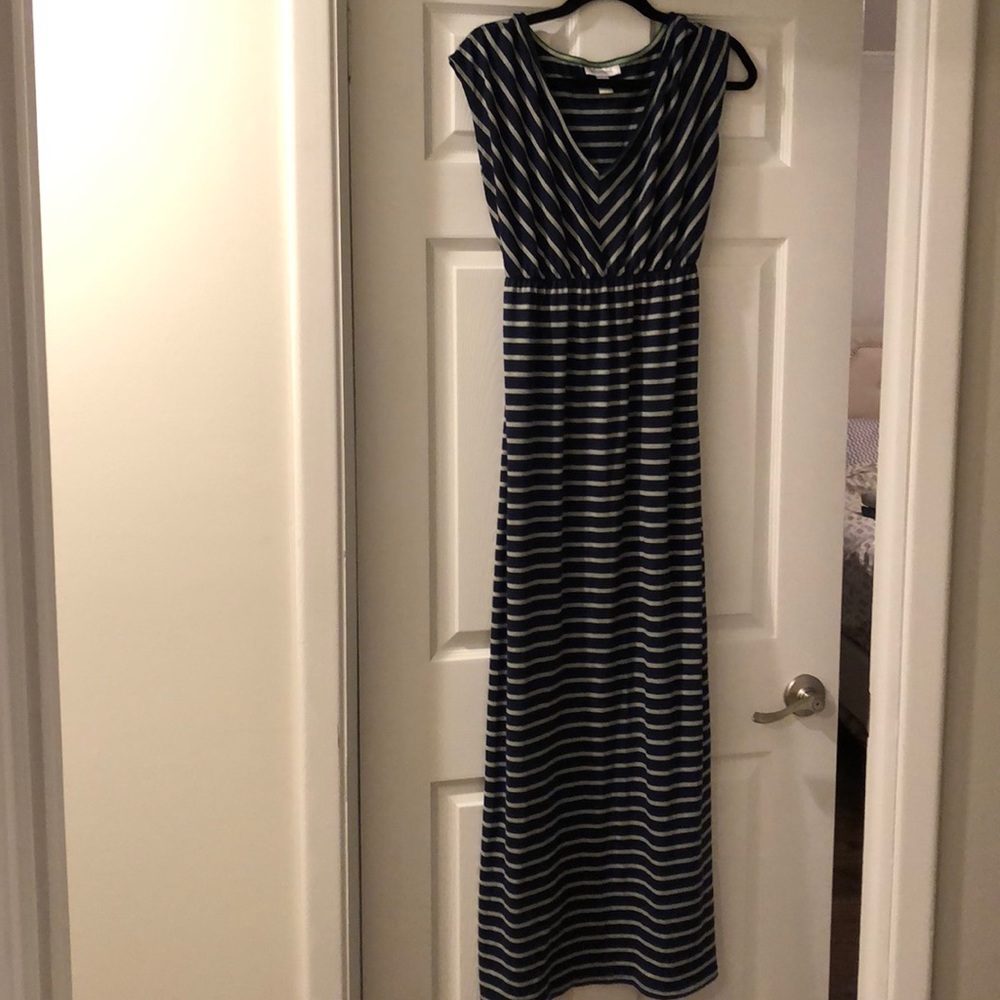 Motherhood Maternity Dress